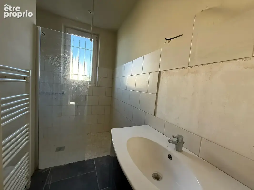 Maison Rebais - proche écoles et collège - 4 chambres - à sublimer !! - photo 7