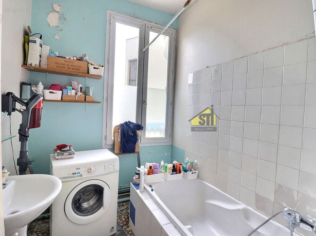 Appartement à PARIS-14E