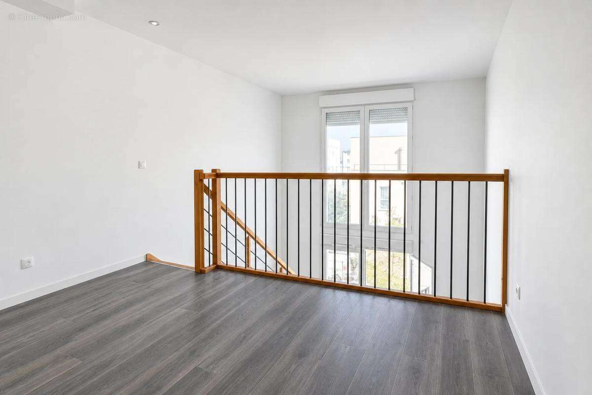 Charmant studio avec mezzanine à Poissy - photo 4