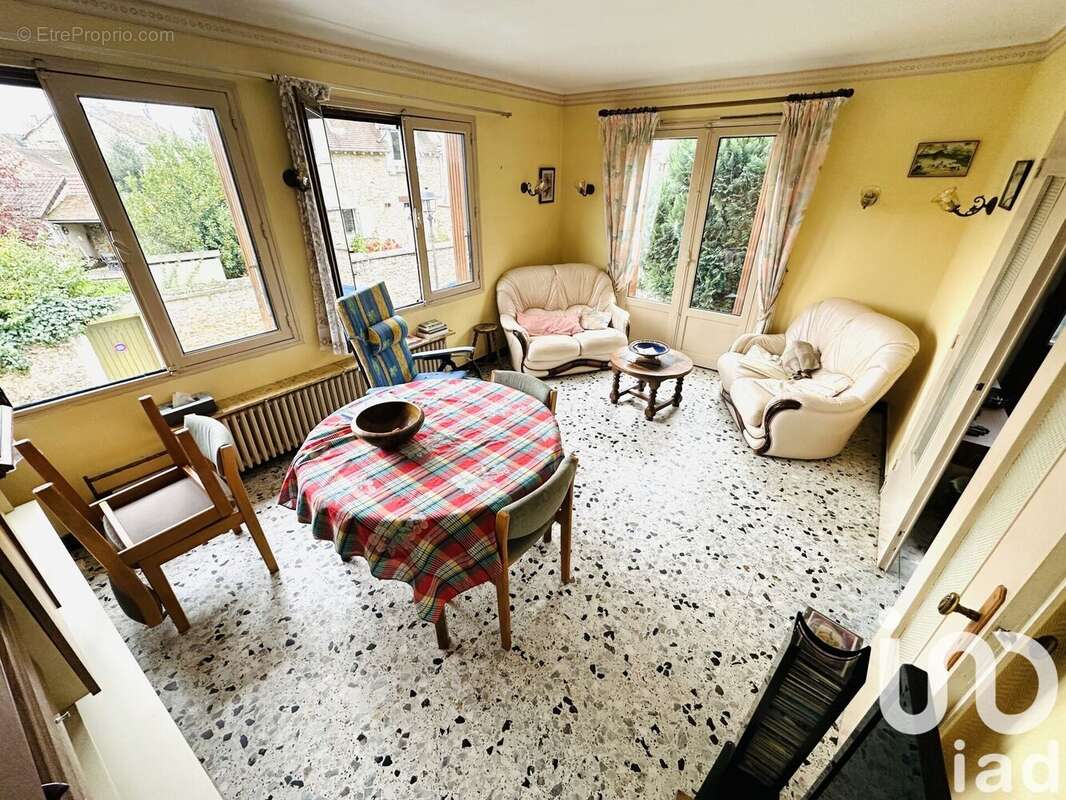 Photo 5 - Maison à SAINT-ARNOULT-EN-YVELINES