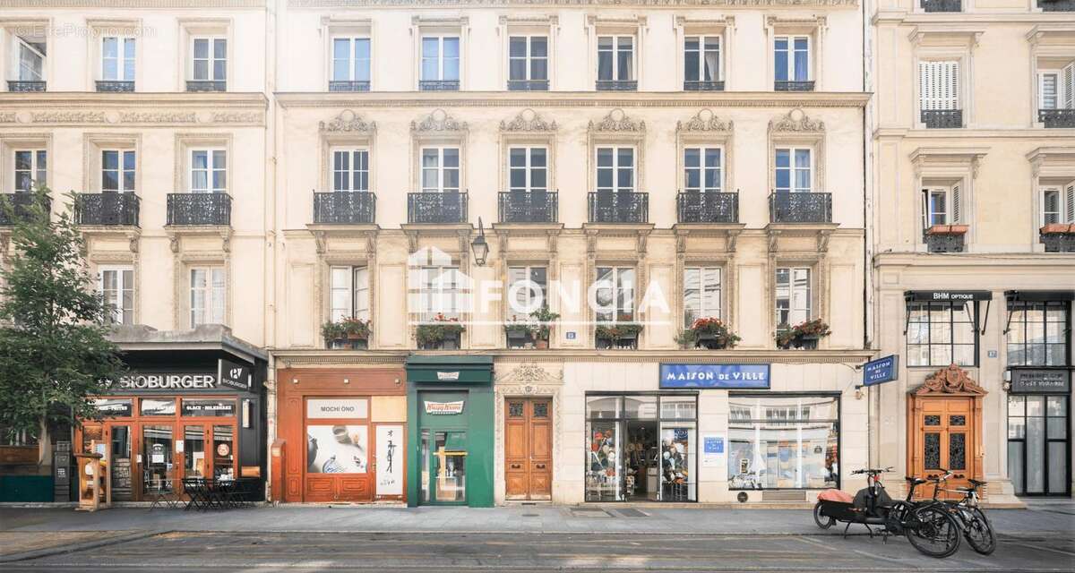 Paris iv –  archives/rambuteau – 3p refait a neuf en etage avec ascenseur - photo 12