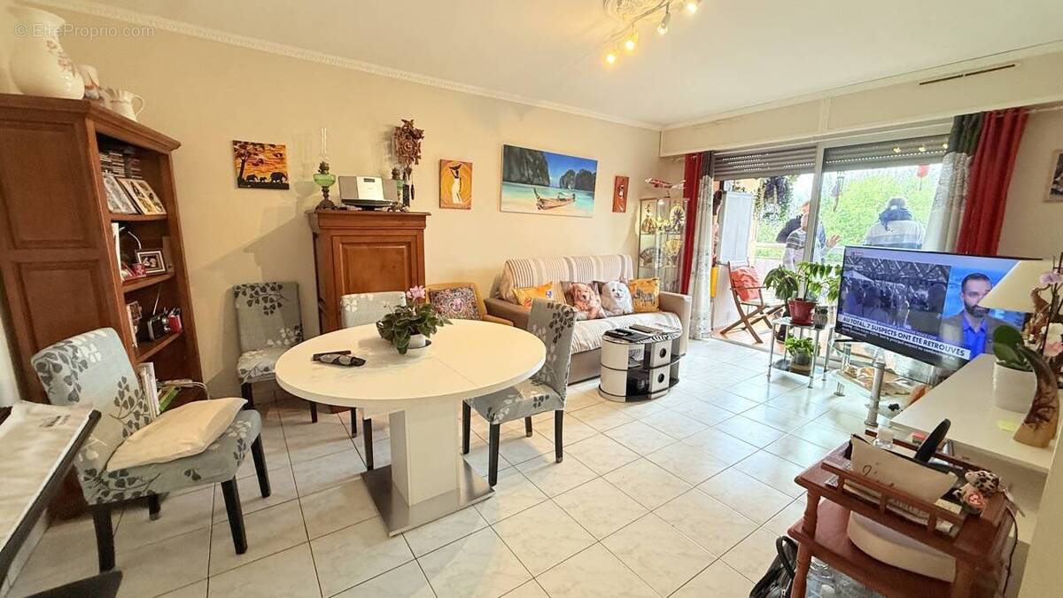 Appartement à FREJUS
