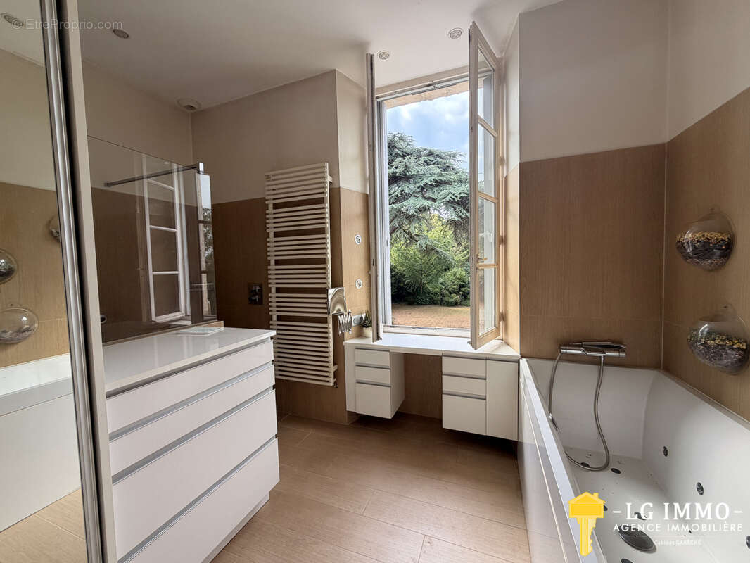 Maison de maitre, 400 m2, 190 m2 dépendances, parc 7 000 m2 - photo 26