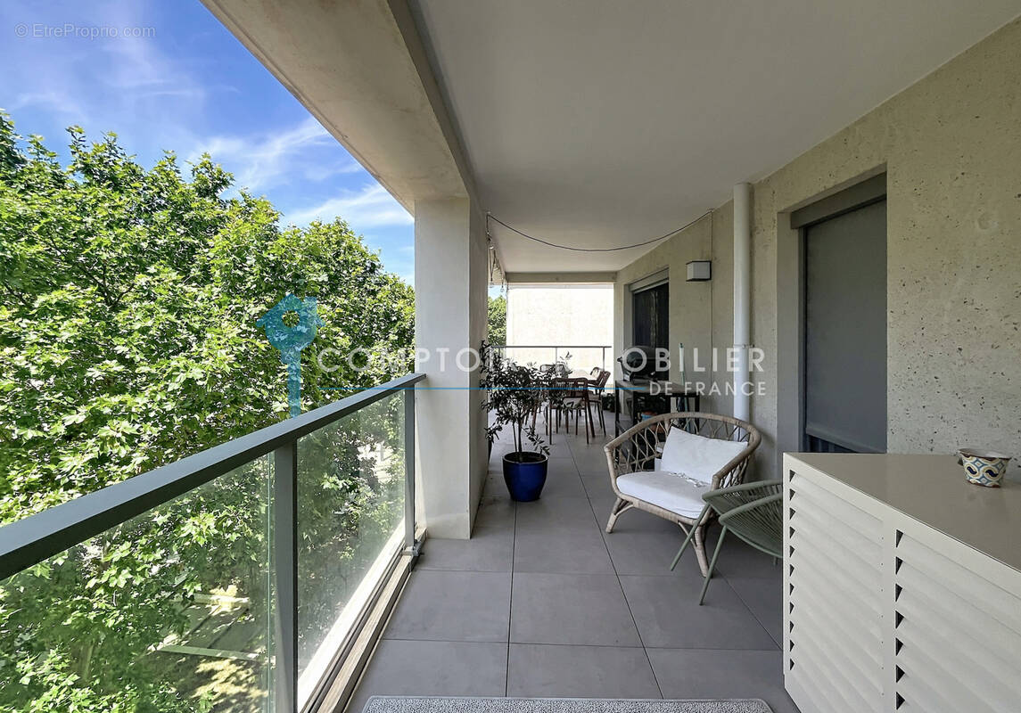 Appartement 4 pièces 96 m2 avec terrasse de 21m2 Quartier ESTANOVE - photo 5