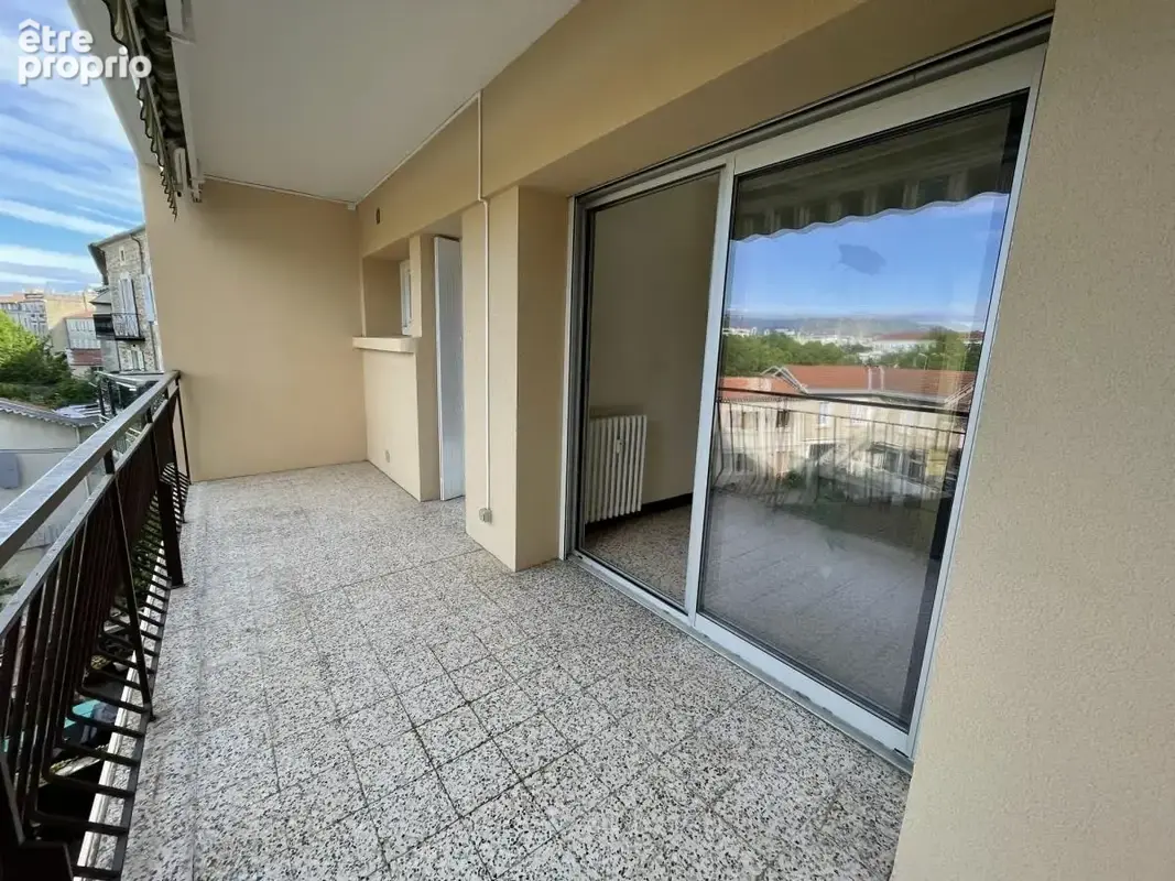 Appartement 92 m² à Valence  - photo 2