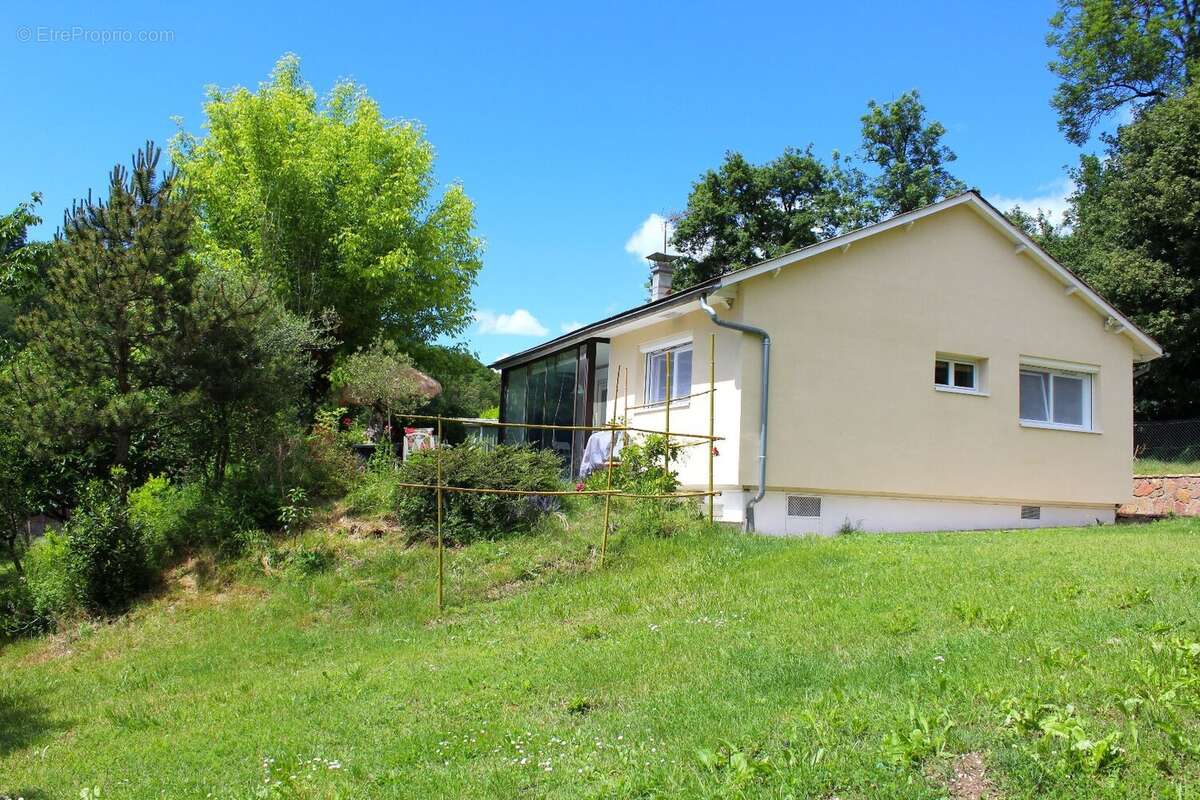 Maison à MORESTEL
