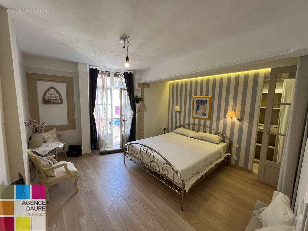 Maison à VILLENEUVE-LES-BEZIERS