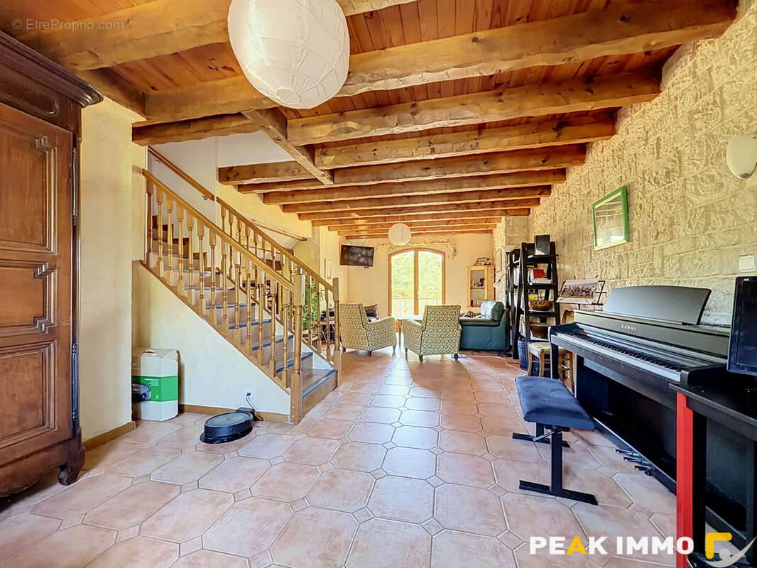 maison 5 pièces - 183m2 - Gresy sur aix - photo 7