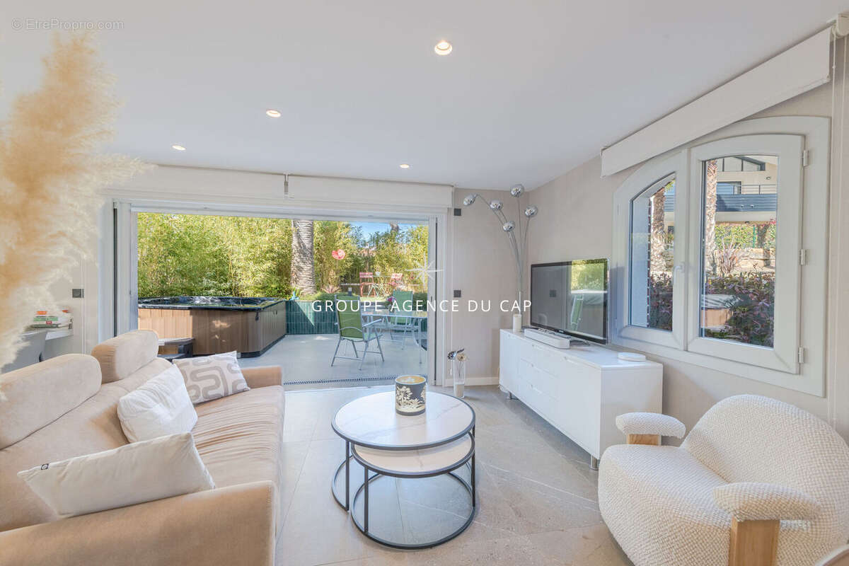 Maison à SAINT-RAPHAEL