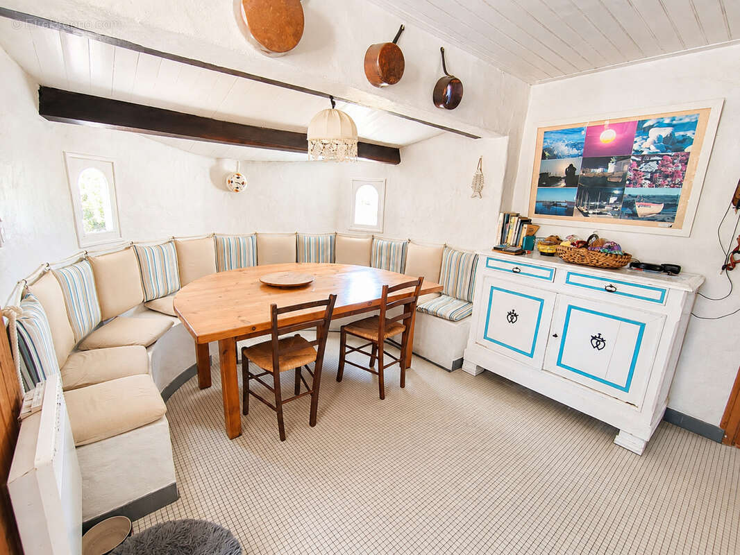 Noirmoutier en l'Ile - l'Herbaudière. Maison 4 ch  sur une parcelle de 845 m2. 530 000 € FAI - photo 3