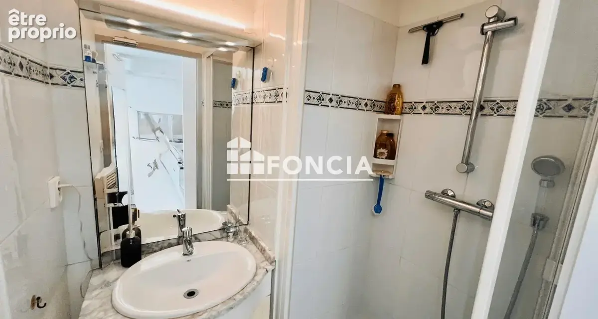 Village naturiste - vue mer - Beau T2 renové avec parking - photo 11