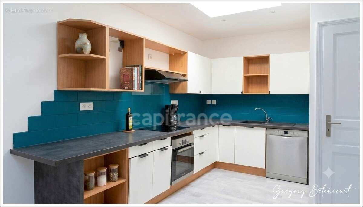 Immeuble à usage de commerce et d'habitation vendu loué - photo 10