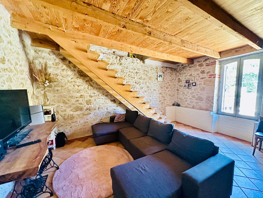 Maison à HAUTEFAGE-LA-TOUR