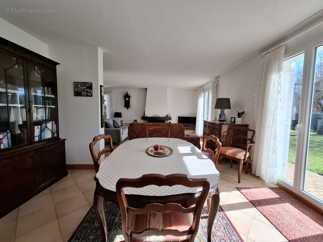 Maison à CHEVREUSE