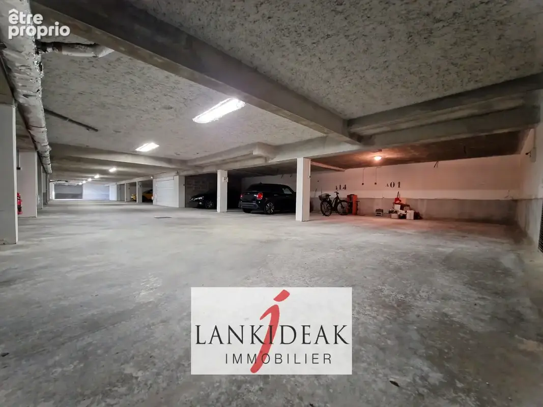 Place de parking privative en sous-sol - photo 6