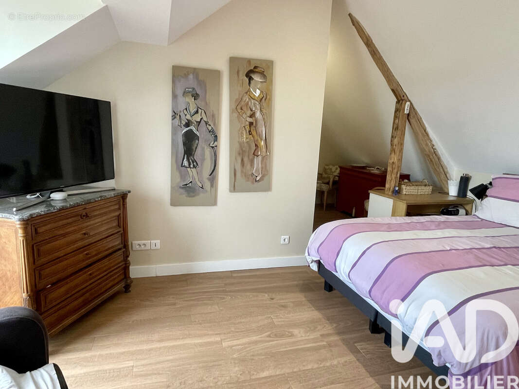 Maison 170 m² à Armeau  - photo 9