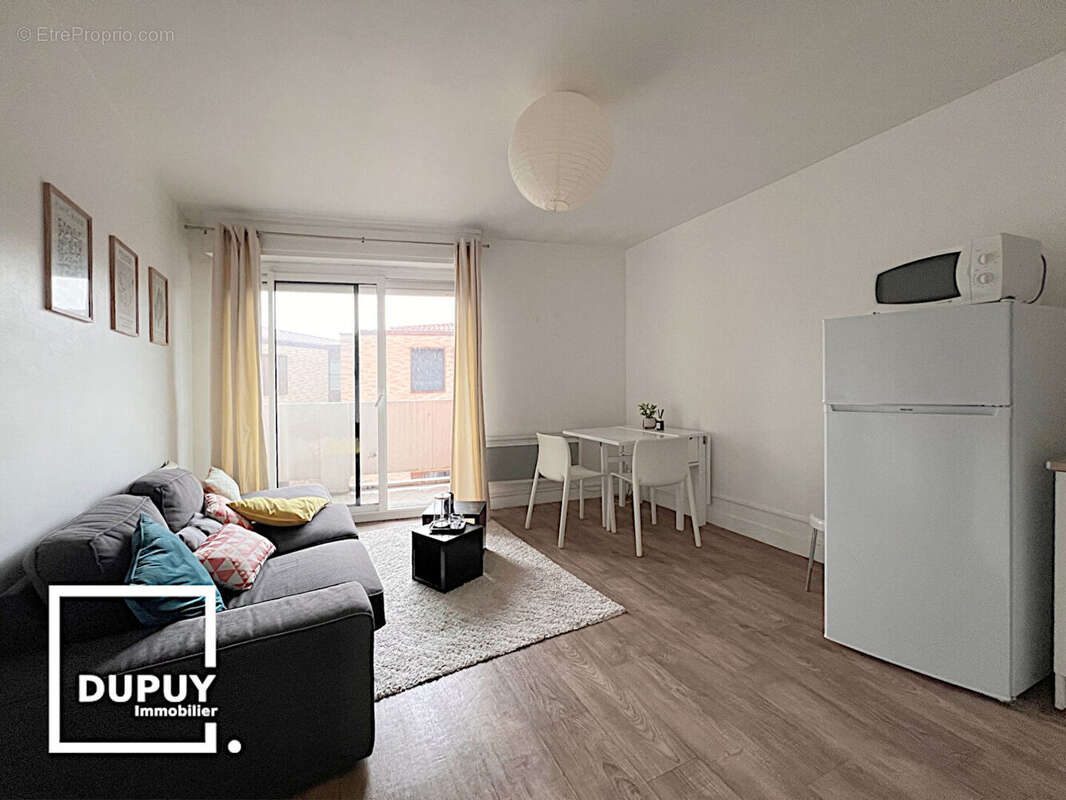 Busca  T3  - 44 m² - 2 balcons - photo 2