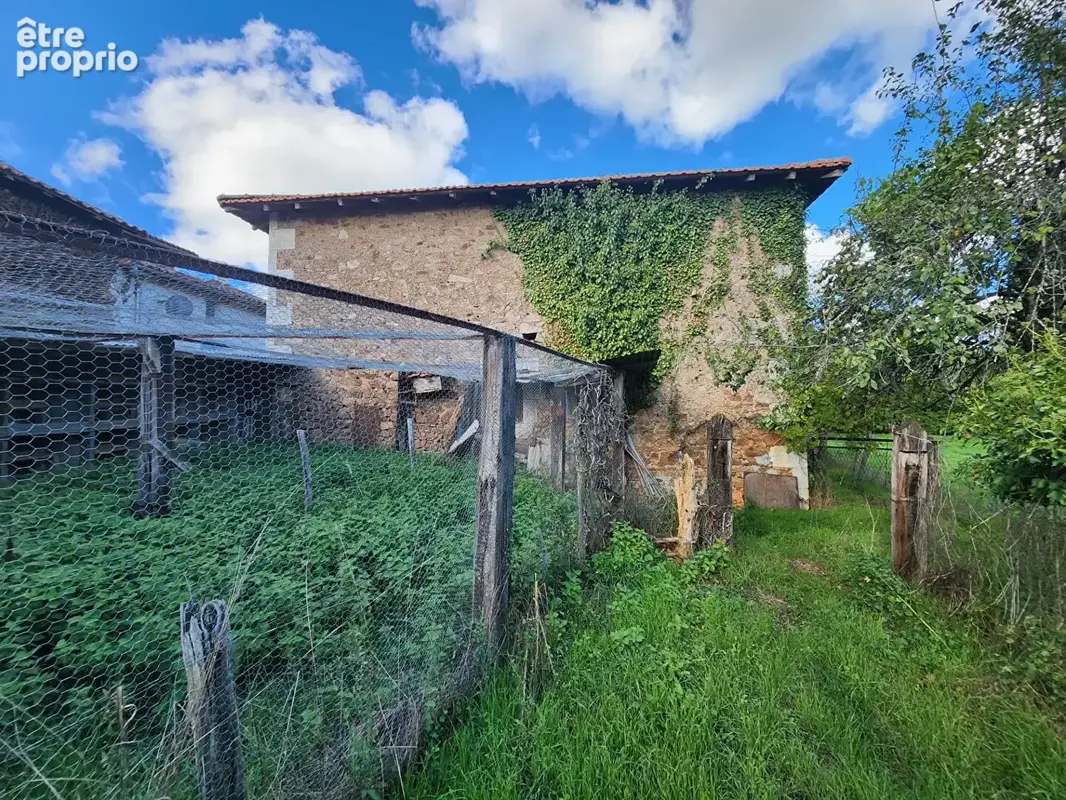 Chirac - maison avec grange, terrain et source d'eau - petite exploitation - photo 11