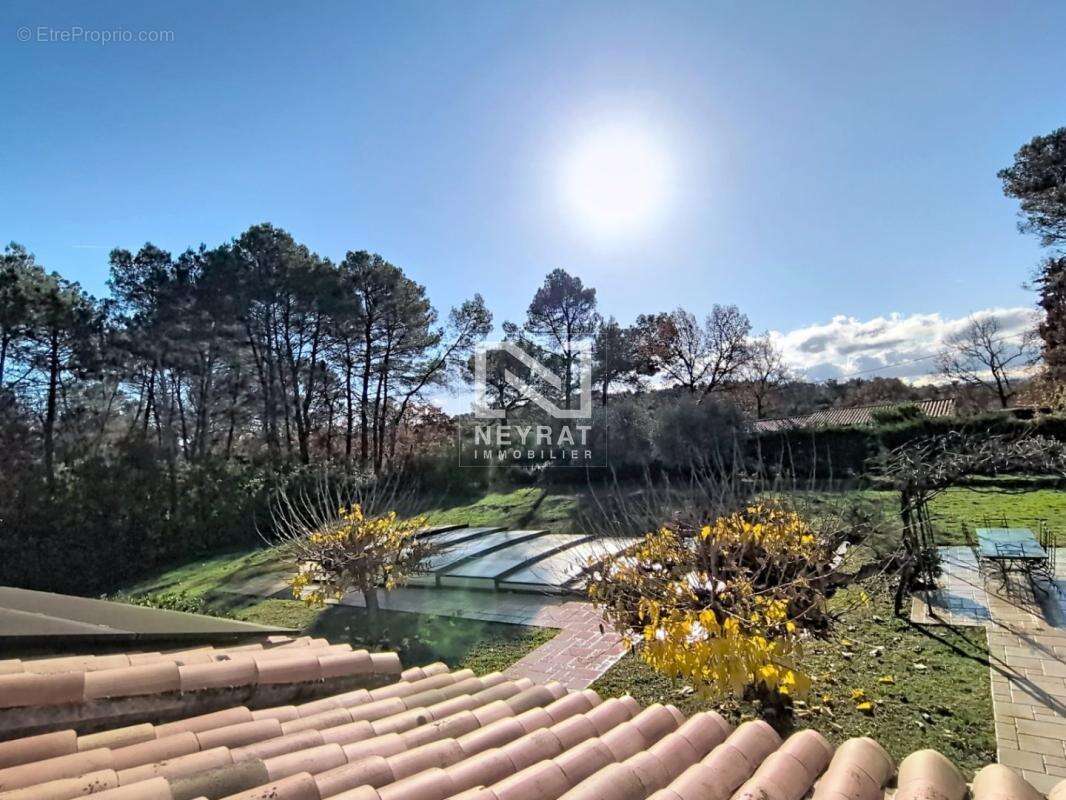 A tourrettes - propriete - proche golf de terre blanches - piscine - tennis - appartement independant - photo 24