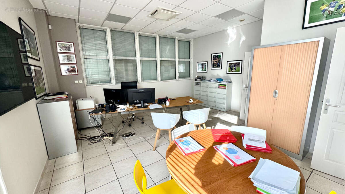 Commerce à CARPENTRAS