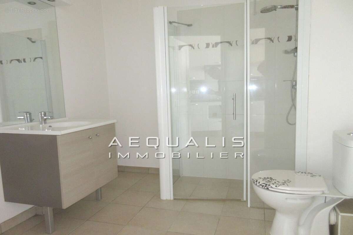 Appartement 27 m² à Saint-Laurent-Du-Var  - photo 6