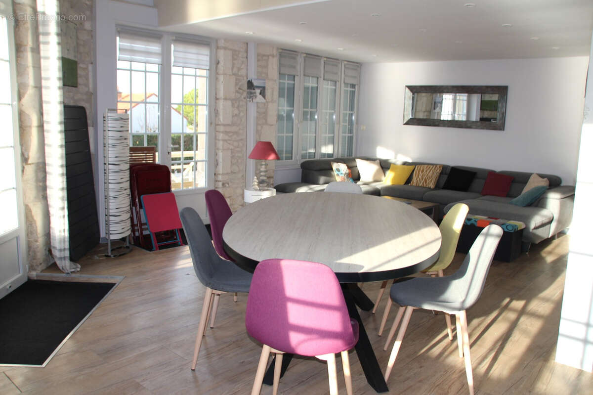 Appartement à MESCHERS-SUR-GIRONDE