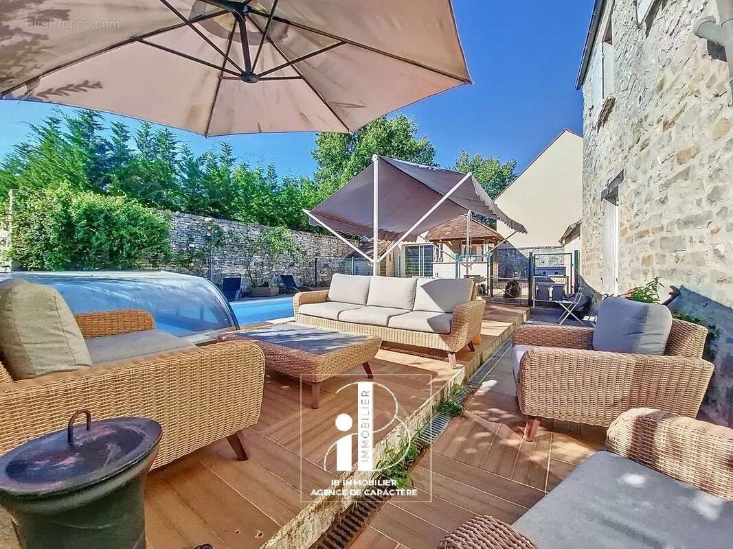 Maison à NOISY-SUR-ECOLE