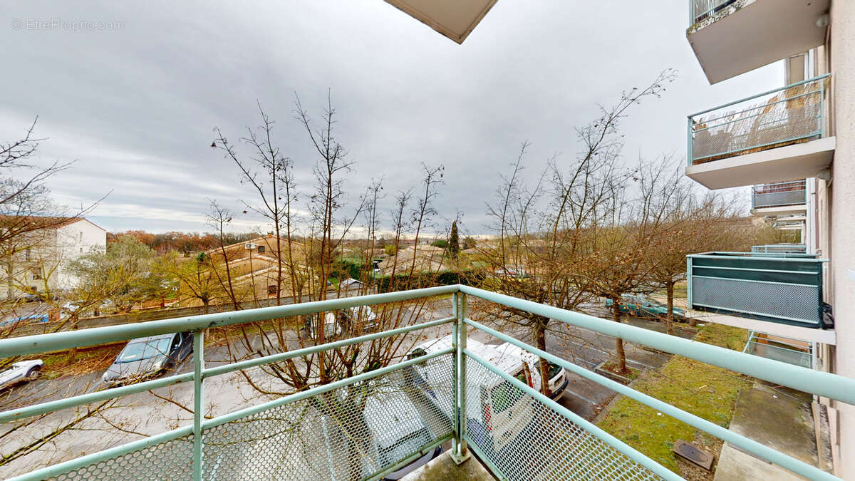 A vendre - Appartement T2 45 m2 COLOMIERS PERGET - photo 8