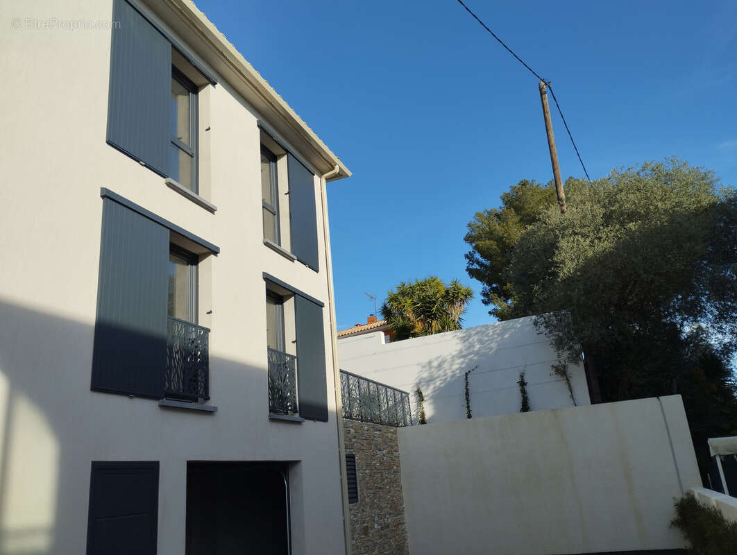 Appartement à SIX-FOURS-LES-PLAGES