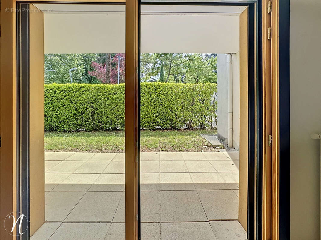 Appartement à SAINT-GENIS-LAVAL