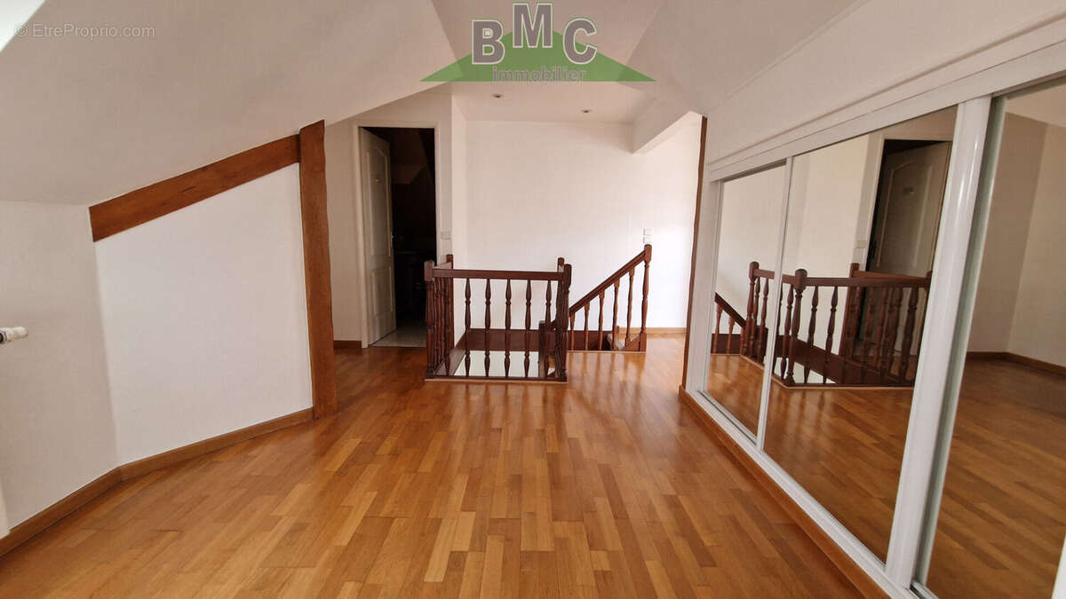 Maison à LE PLESSIS-BOUCHARD