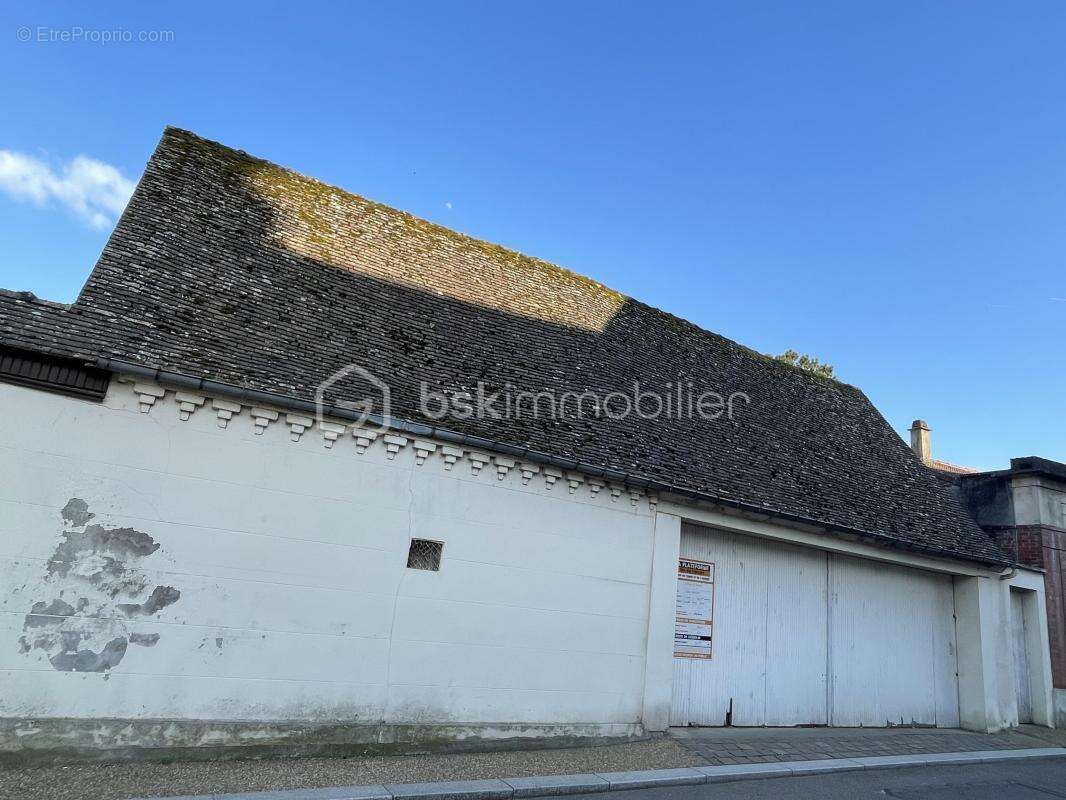 Maison à restaurer – Fort potentiel en plein centre-ville - photo 2