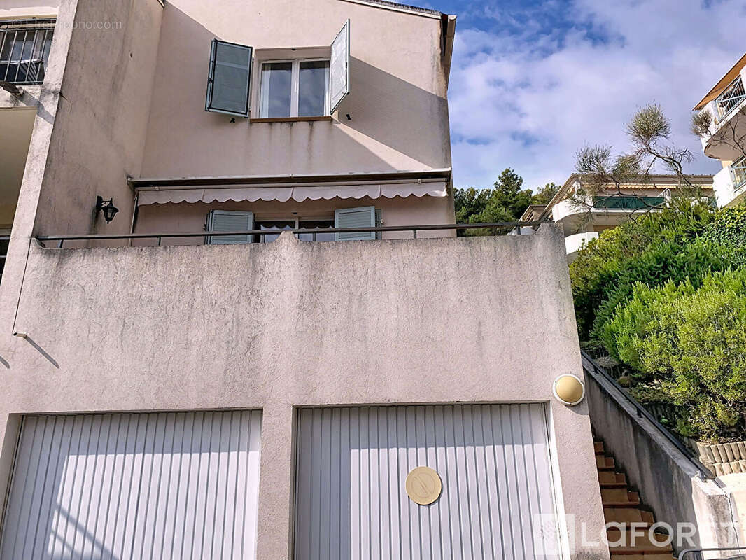 Maison à ROQUEBRUNE-CAP-MARTIN