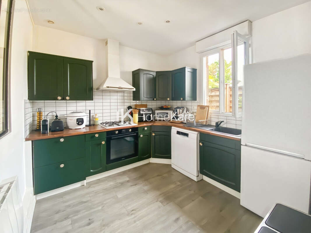 Maison à VILLENAVE-D&#039;ORNON