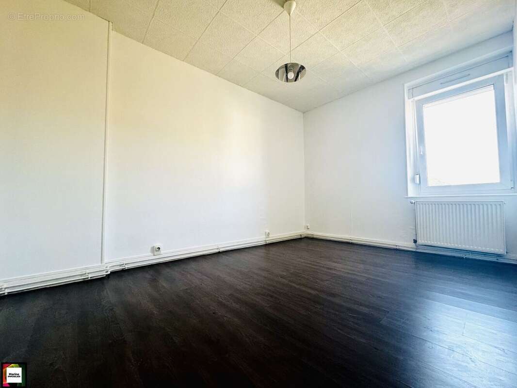 Appartement 63 m² à Gorcy  - photo 8