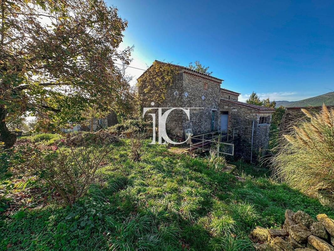 Maison à COURRY