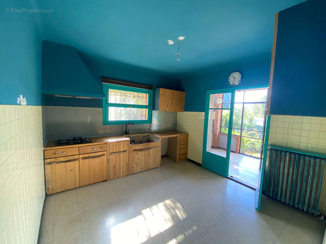 SANARY  villa plain pied 93m2- TERRAIN 930 M² - photo 6