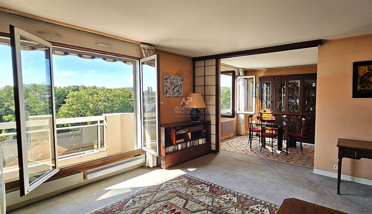 Appartement à CHAVILLE