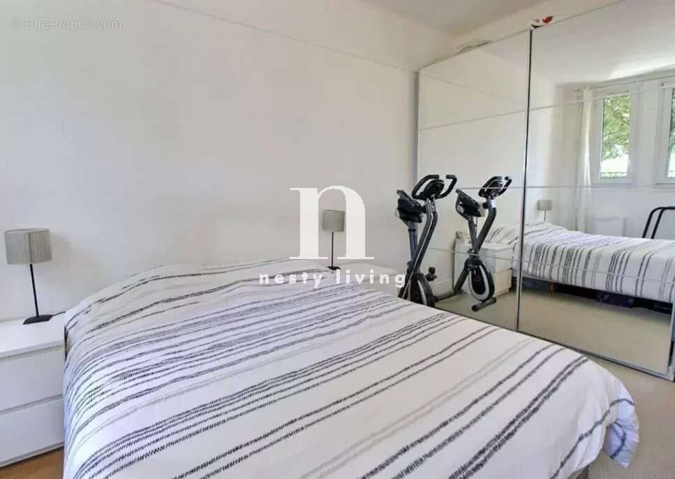 Appartement à SURESNES