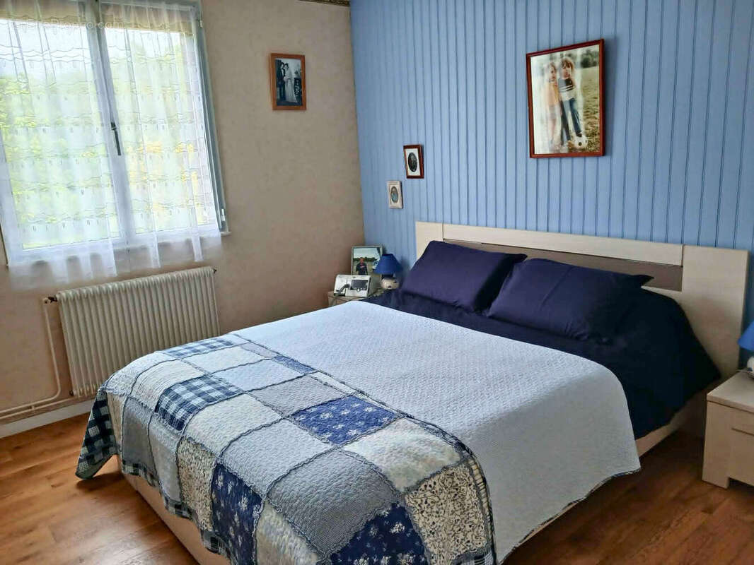 Maison 125 m² à Villeneuve-La-Guyard  - photo 7