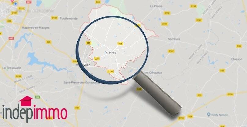 Maison à YZERNAY