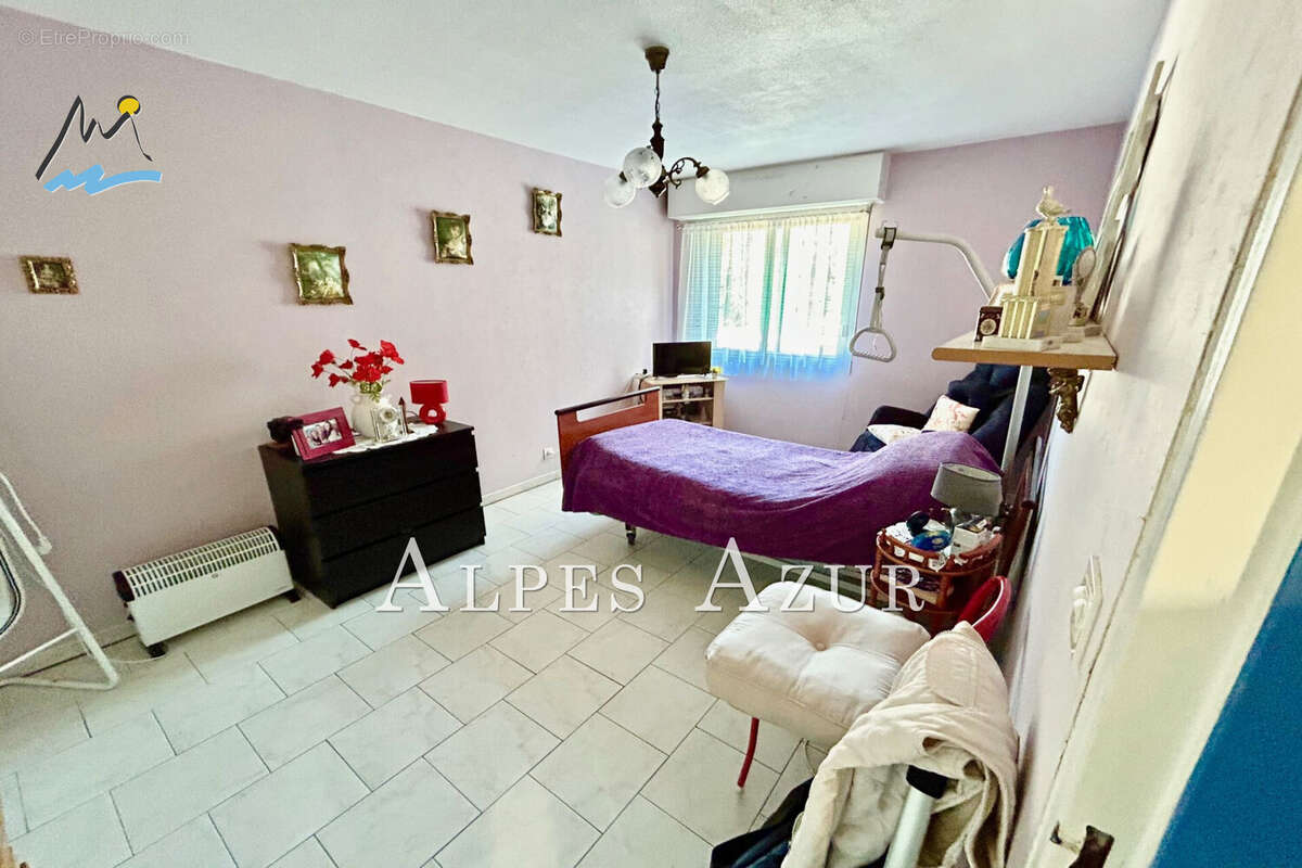 Appartement à CAGNES-SUR-MER