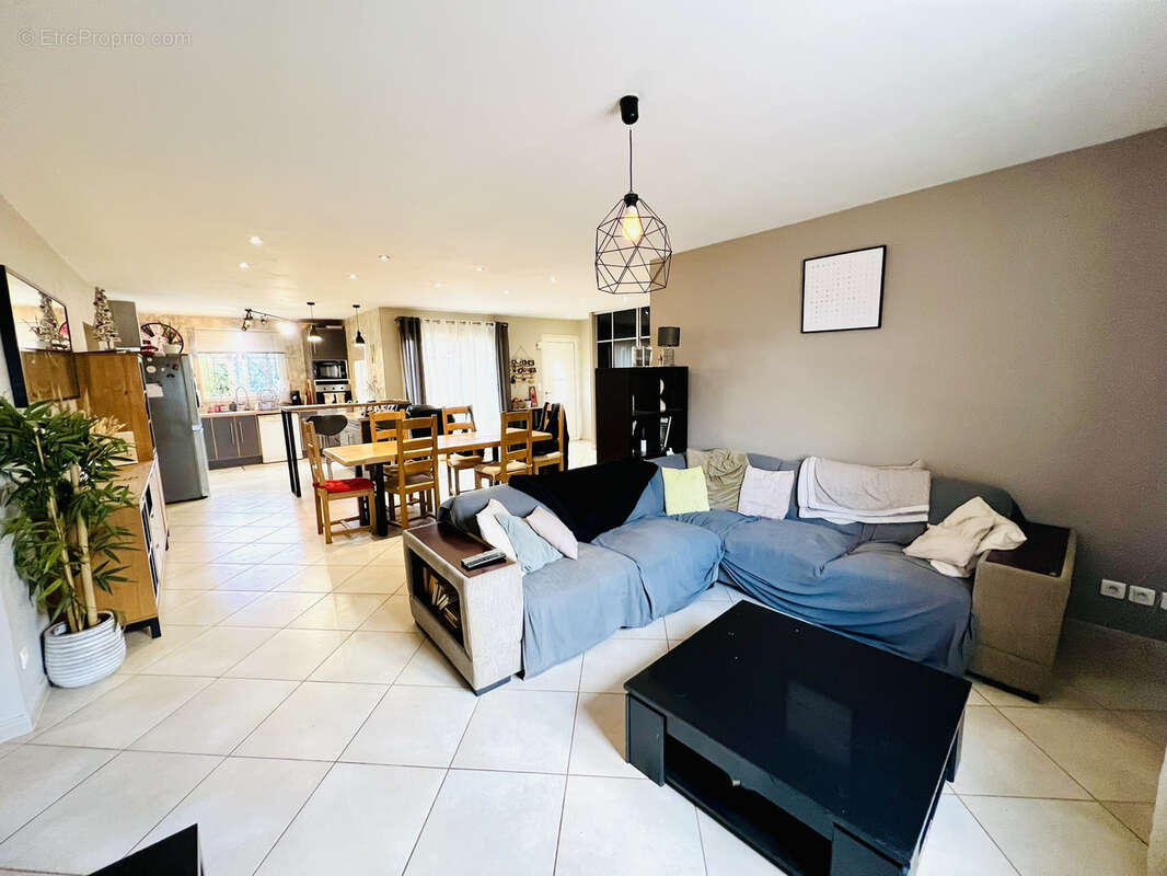 Maison à CLERMONT-L&#039;HERAULT