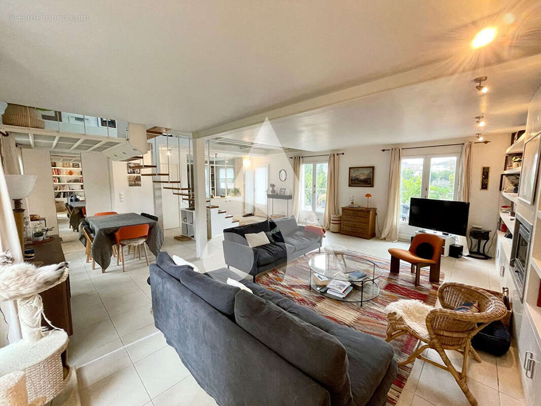 Maison à LA FRETTE-SUR-SEINE