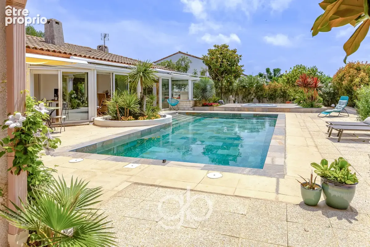 Villa d'exception 230 m2 plain-pied avec piscine & jacuzzi  Lattes - photo 3