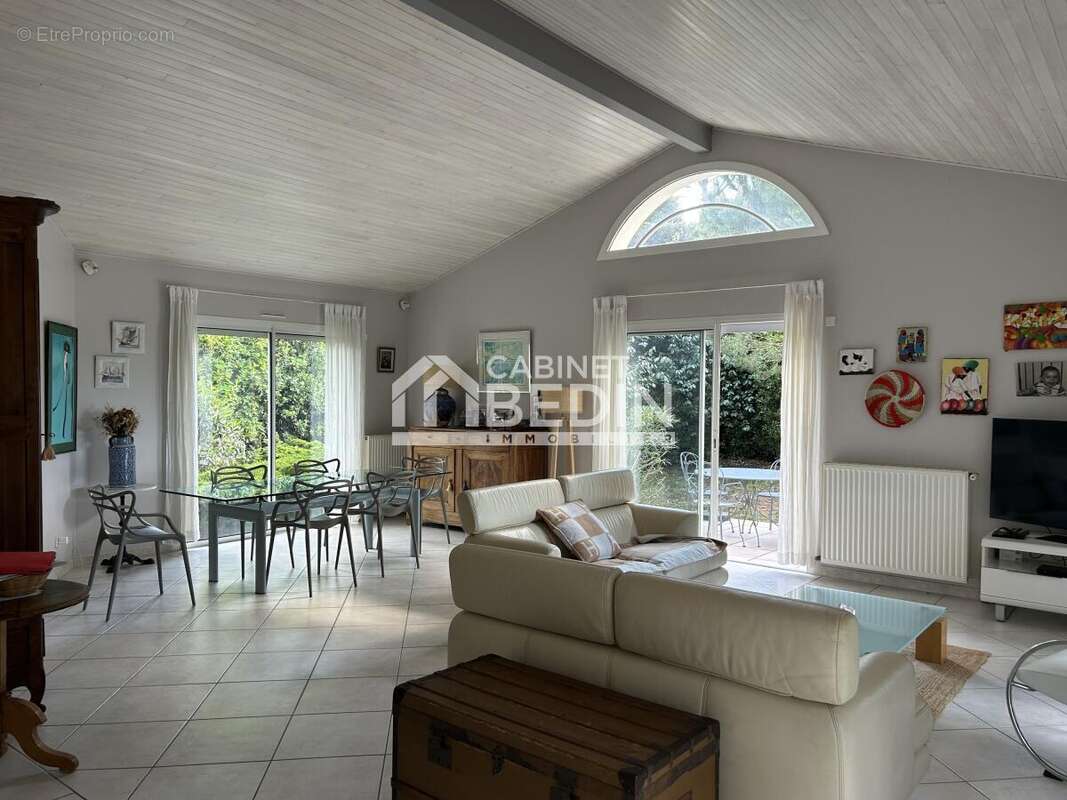 Maison à LE BOUSCAT