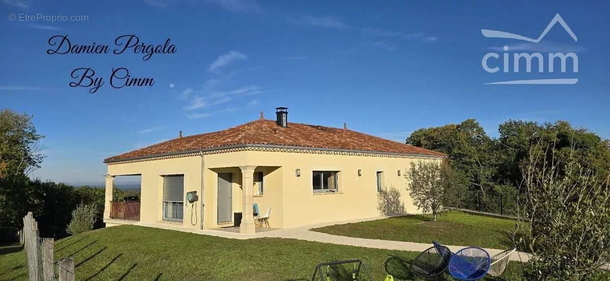 Maison à LA CHAPELLE-AUBAREIL