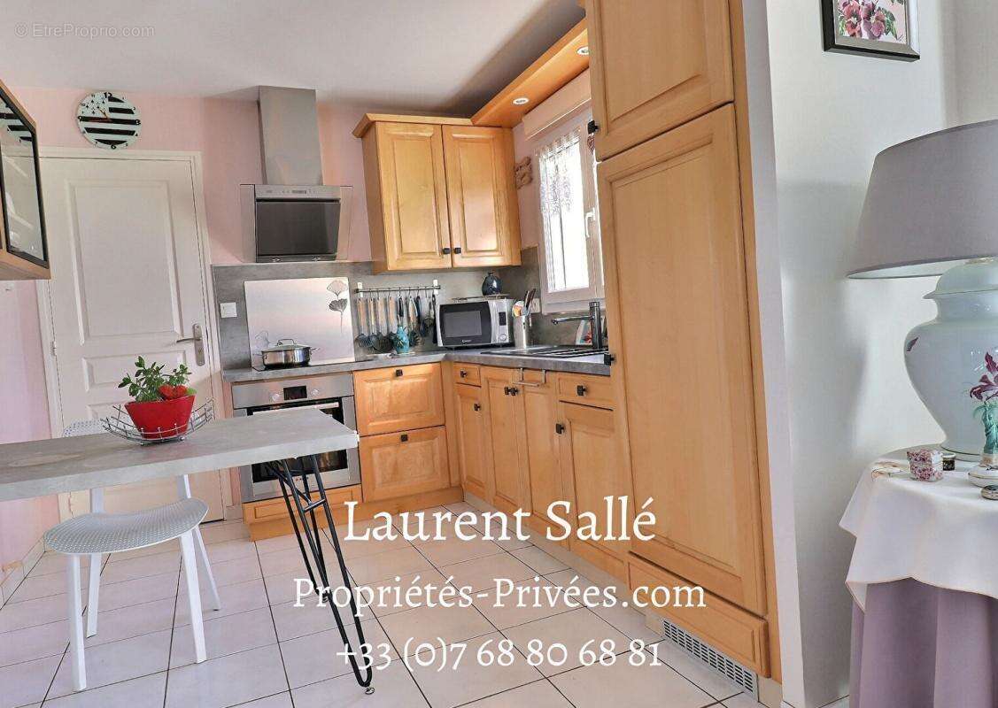 Maison à NOYAL-MUZILLAC