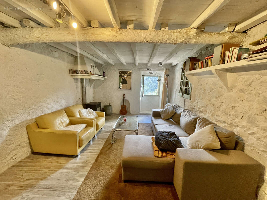 Maison à SERRALONGUE