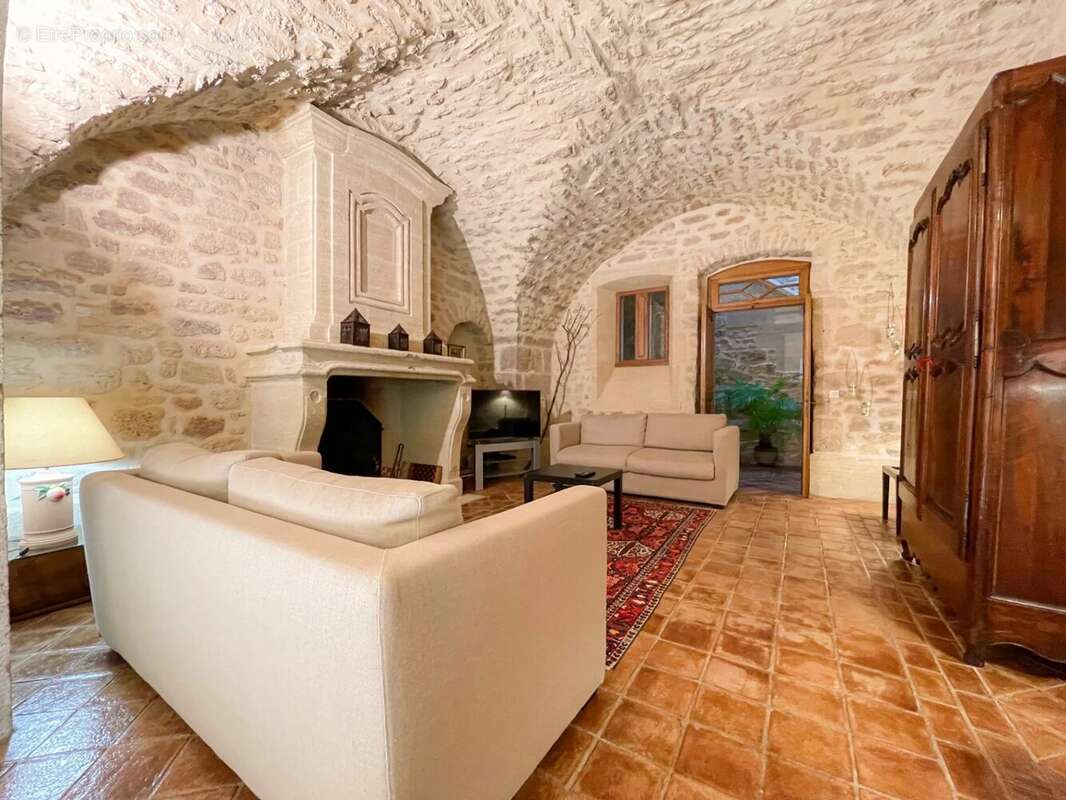 Maison à UZES